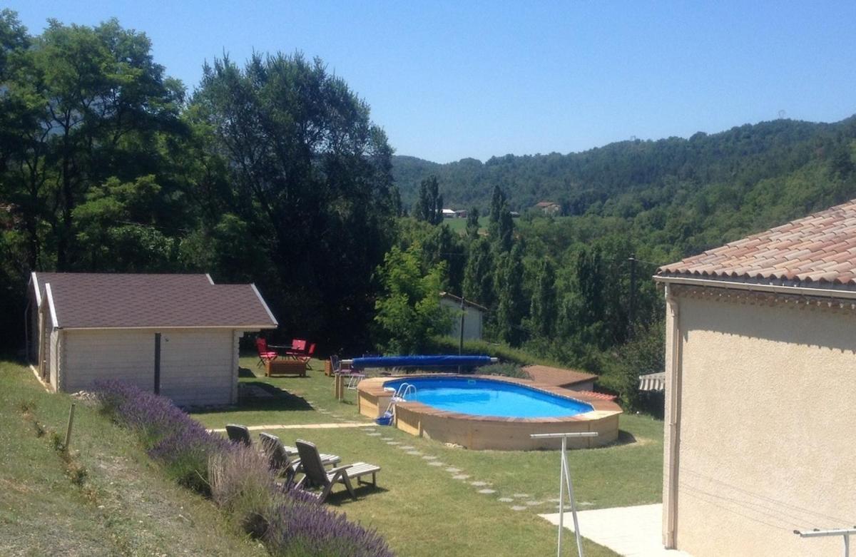 Maison De Vacances Avec Ses Petits Chalets Aouste-sur-Sye Exterior photo